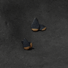 Load image into Gallery viewer, Two sizes of the same design. Drop shape black earrings made of porcelain. Delicate ceramics work.